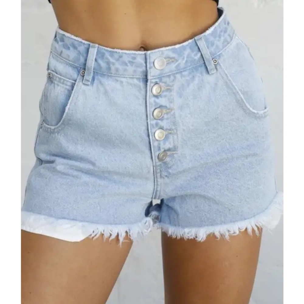 TIGER MIST Shorts / Jaxon Denim Button Fly Shorts